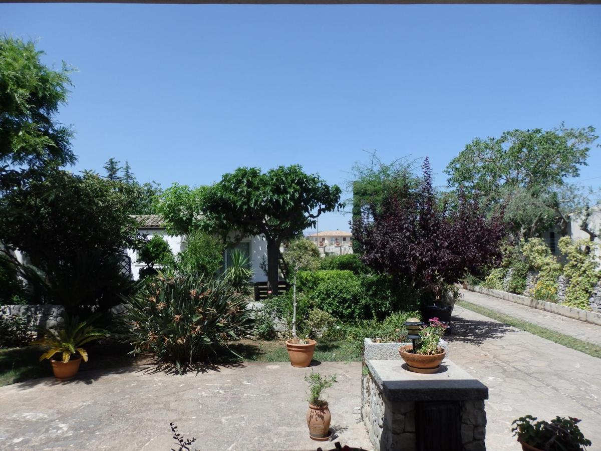 Casa Degli Avi Don Neli, Immersa Nella Natura Módica Exterior foto